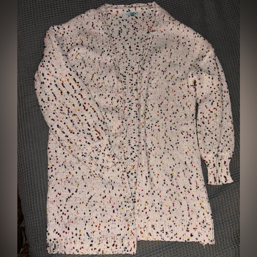 Multi colored polka dot cardigan, size M/L oversized fit